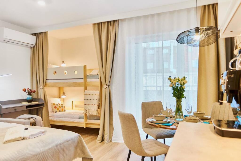 Golden Hour Apartments- Plac Slowianski 26 Svinoústí Exteriér fotografie